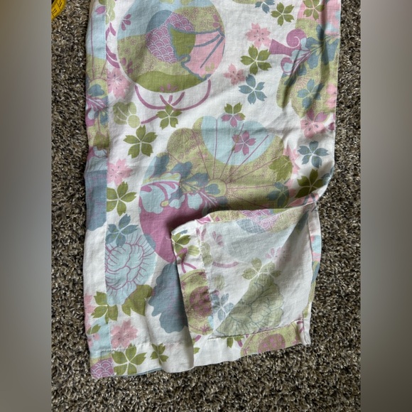 Spirit Activewear 100% linen cropped pants in pastel color floral design medium - Picture 5 of 7